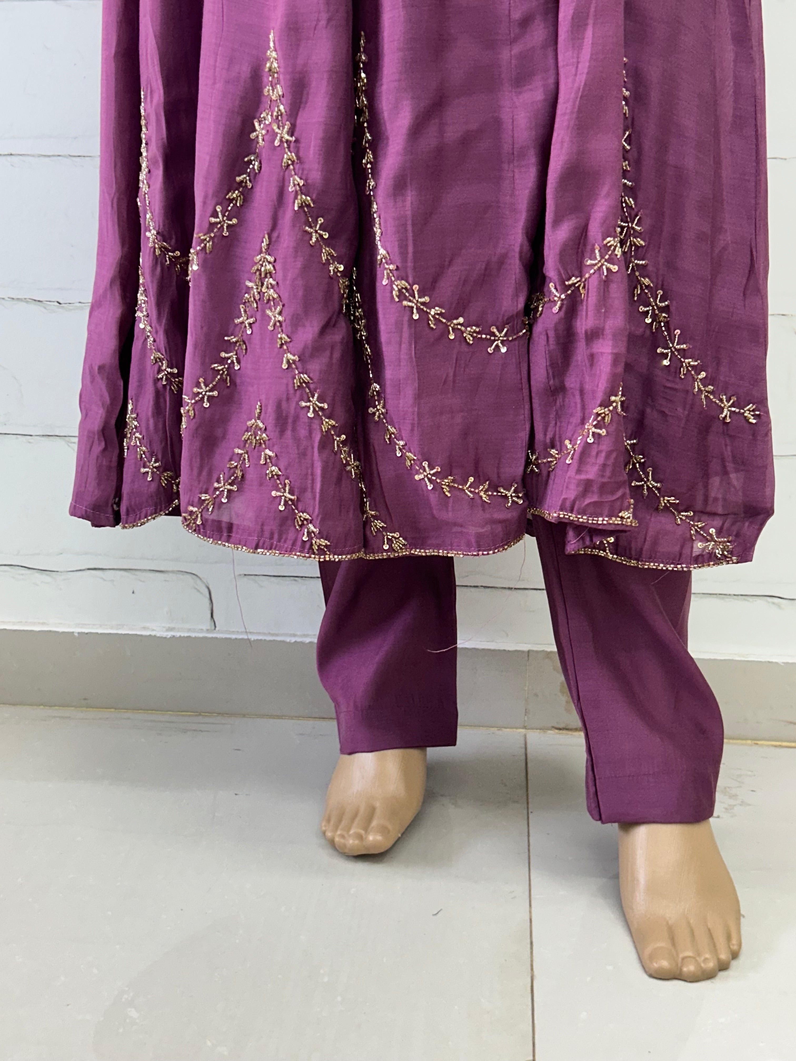 MUL CHANDERI HANDWORK FROCK 8001 Q