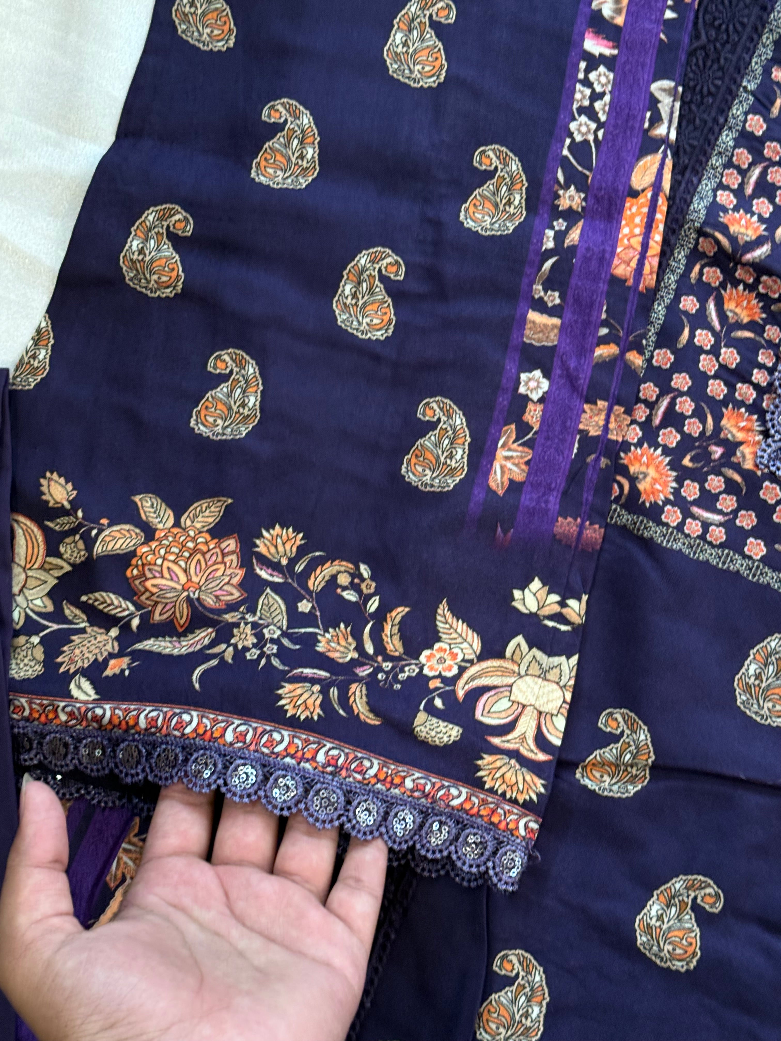 BAGH LAWN READYMADE SUIT 8 Q