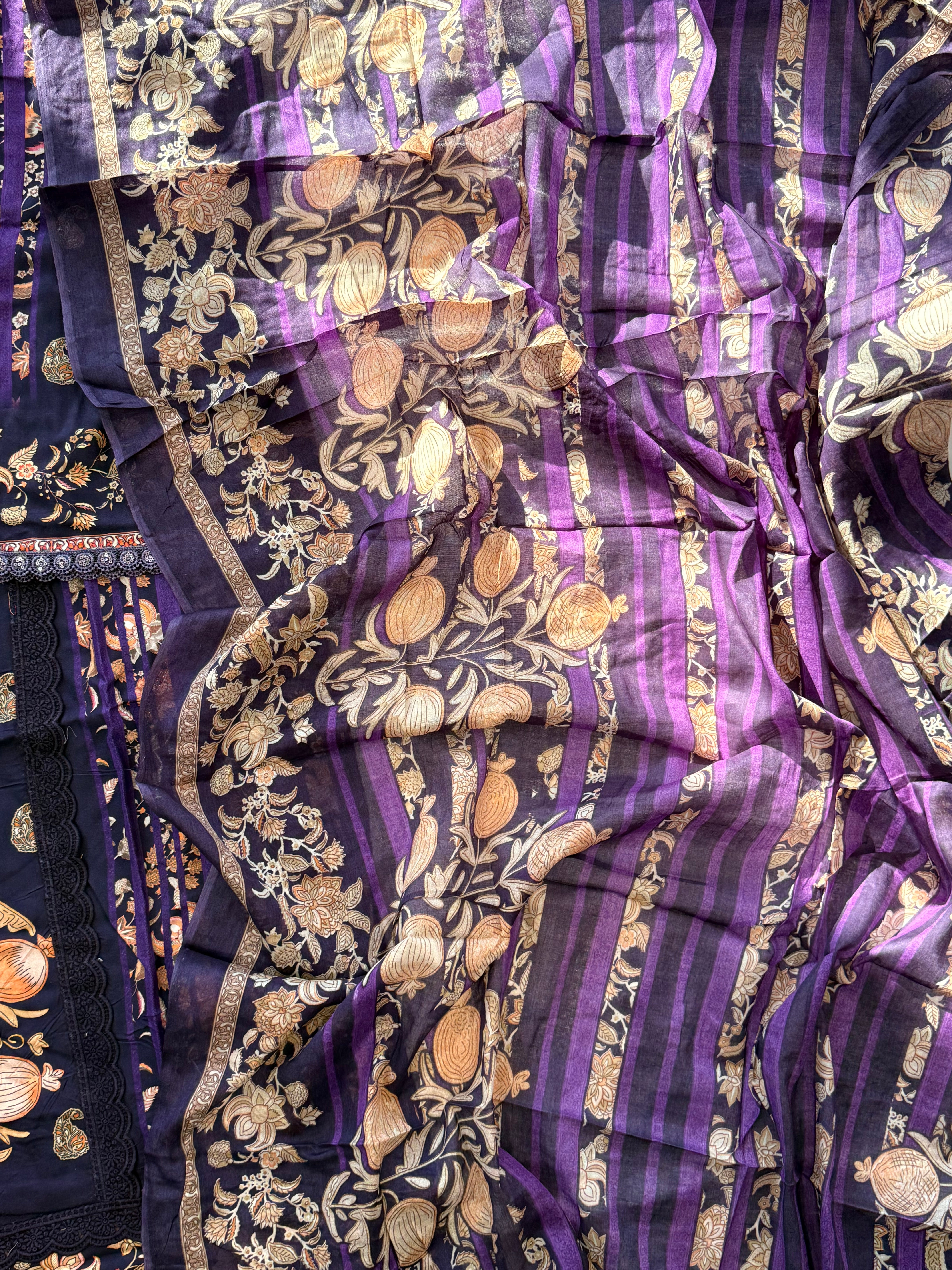 BAGH LAWN READYMADE SUIT 8 Q