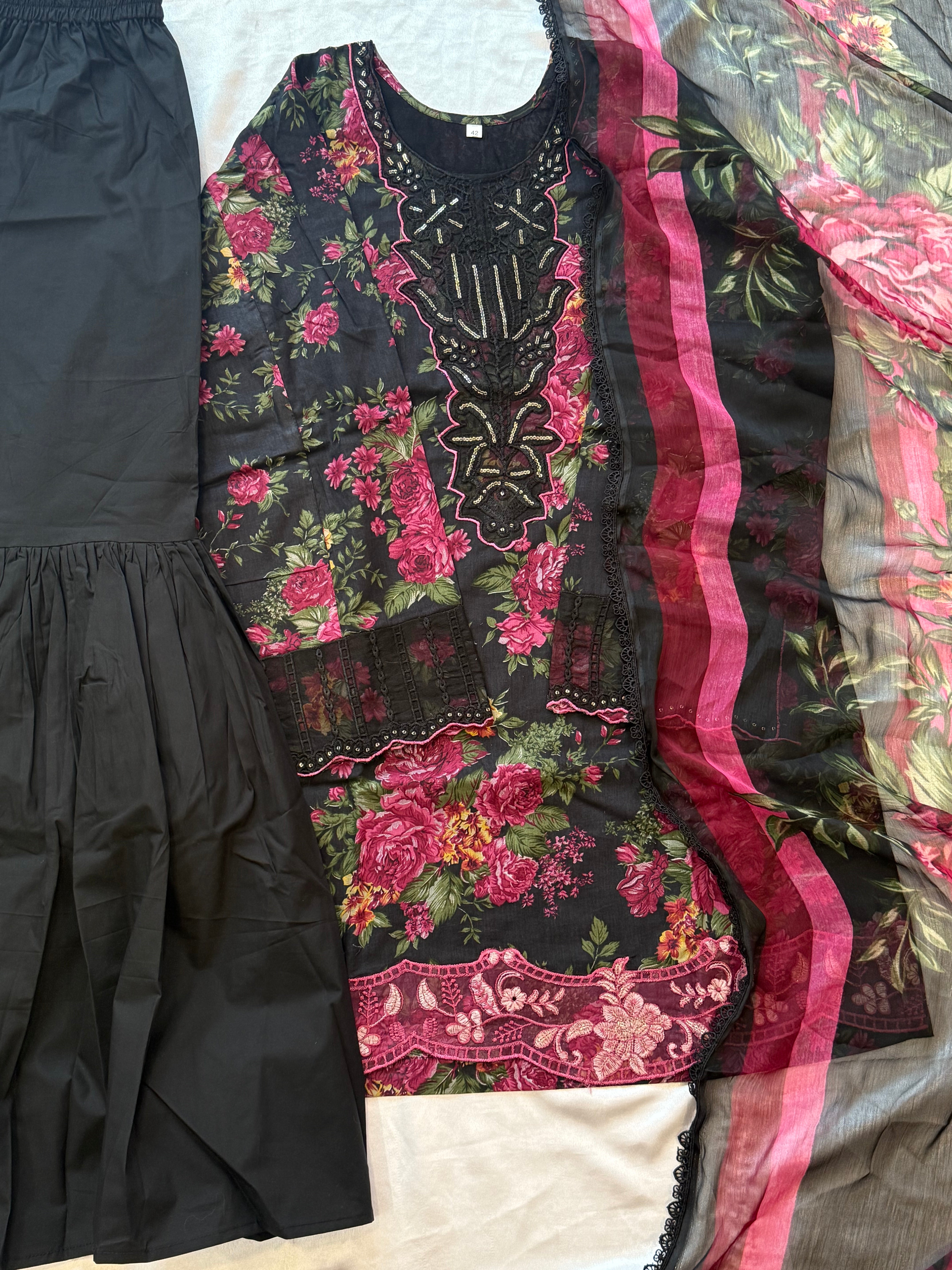 FLORAL COTTON PATCH GARARA SUIT