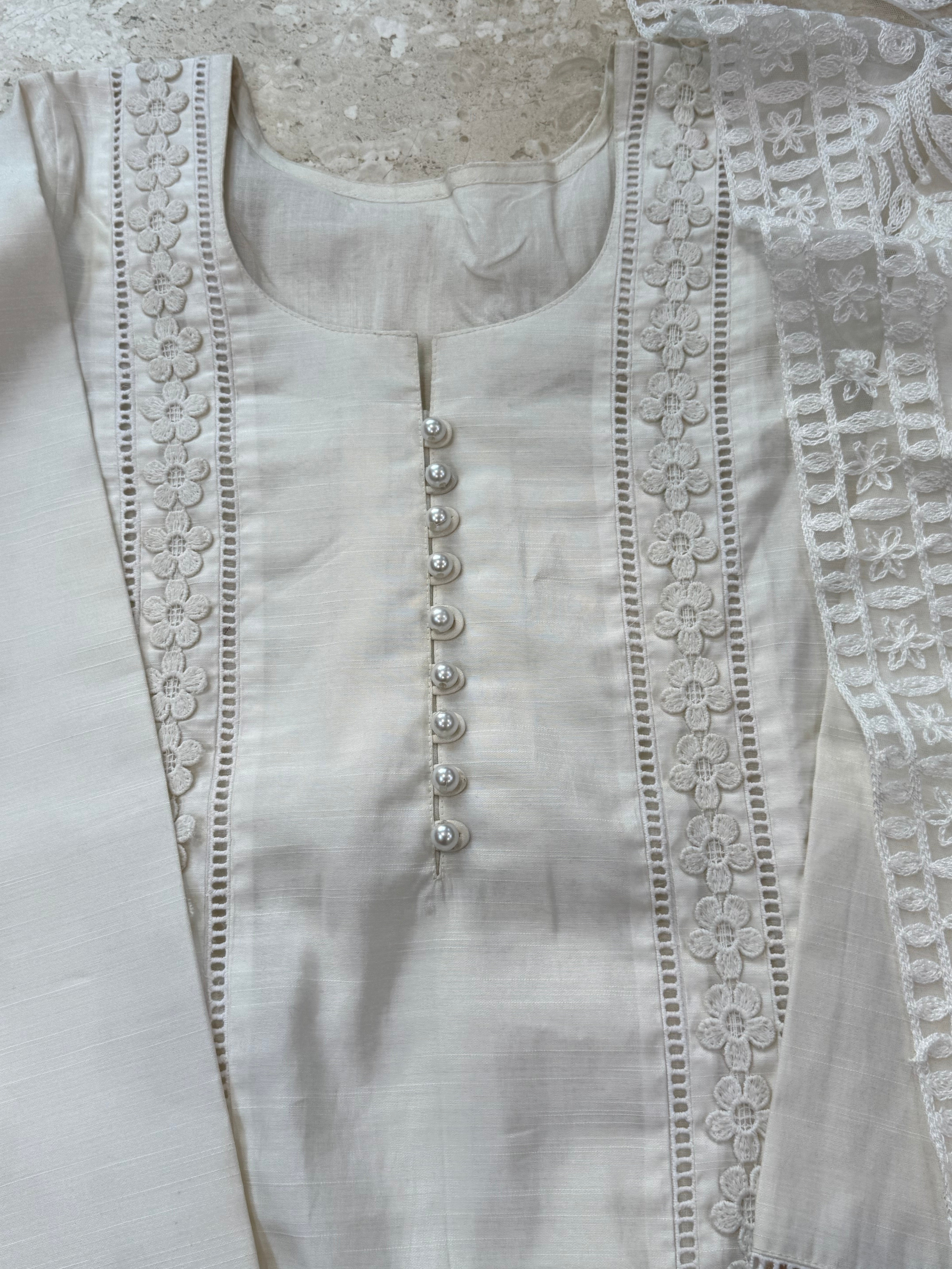 SABA LACE EDIT READYMADE SUIT