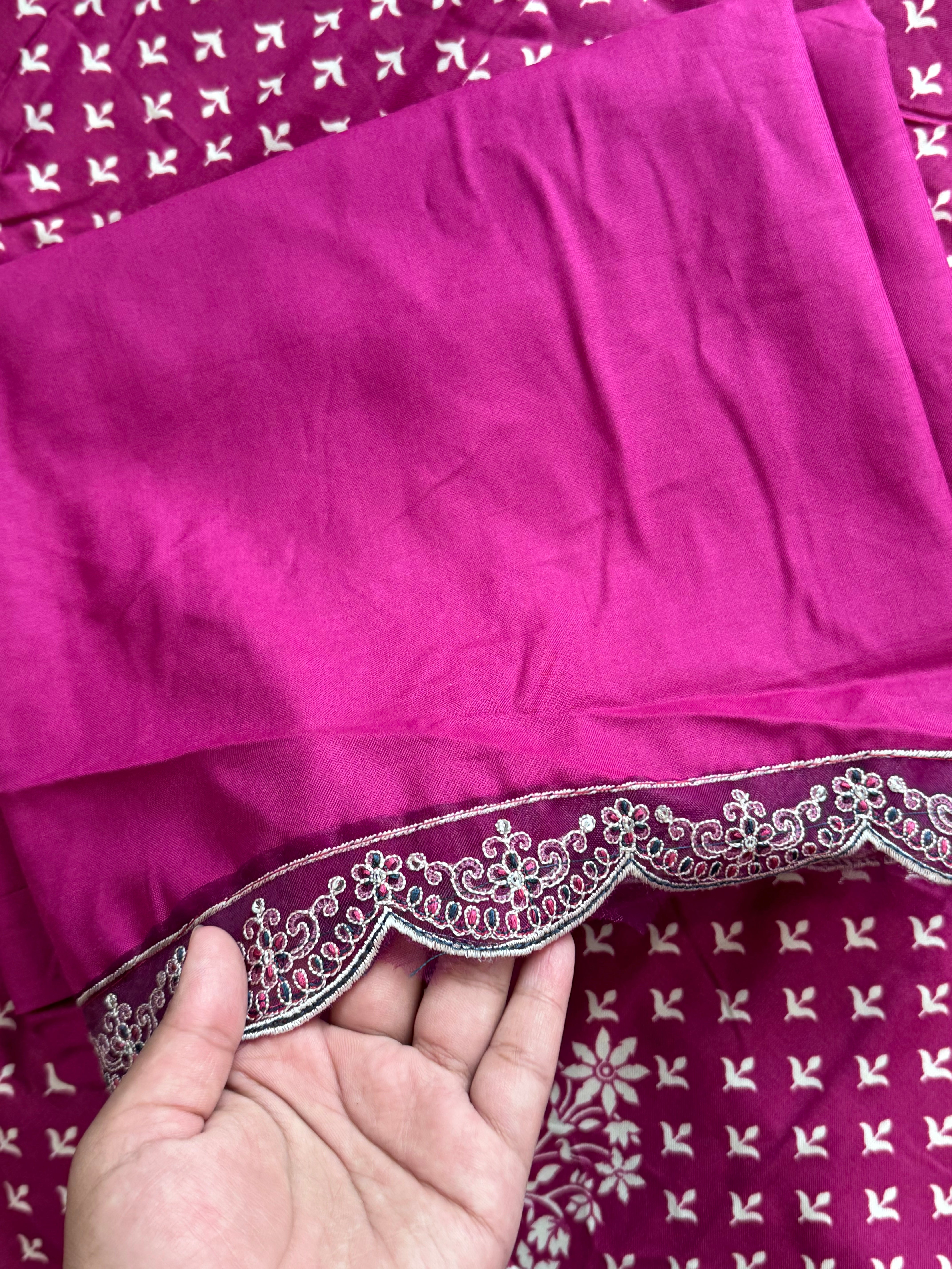 SYHITE LAWN  EMBROIDERY SUIT 5 Q