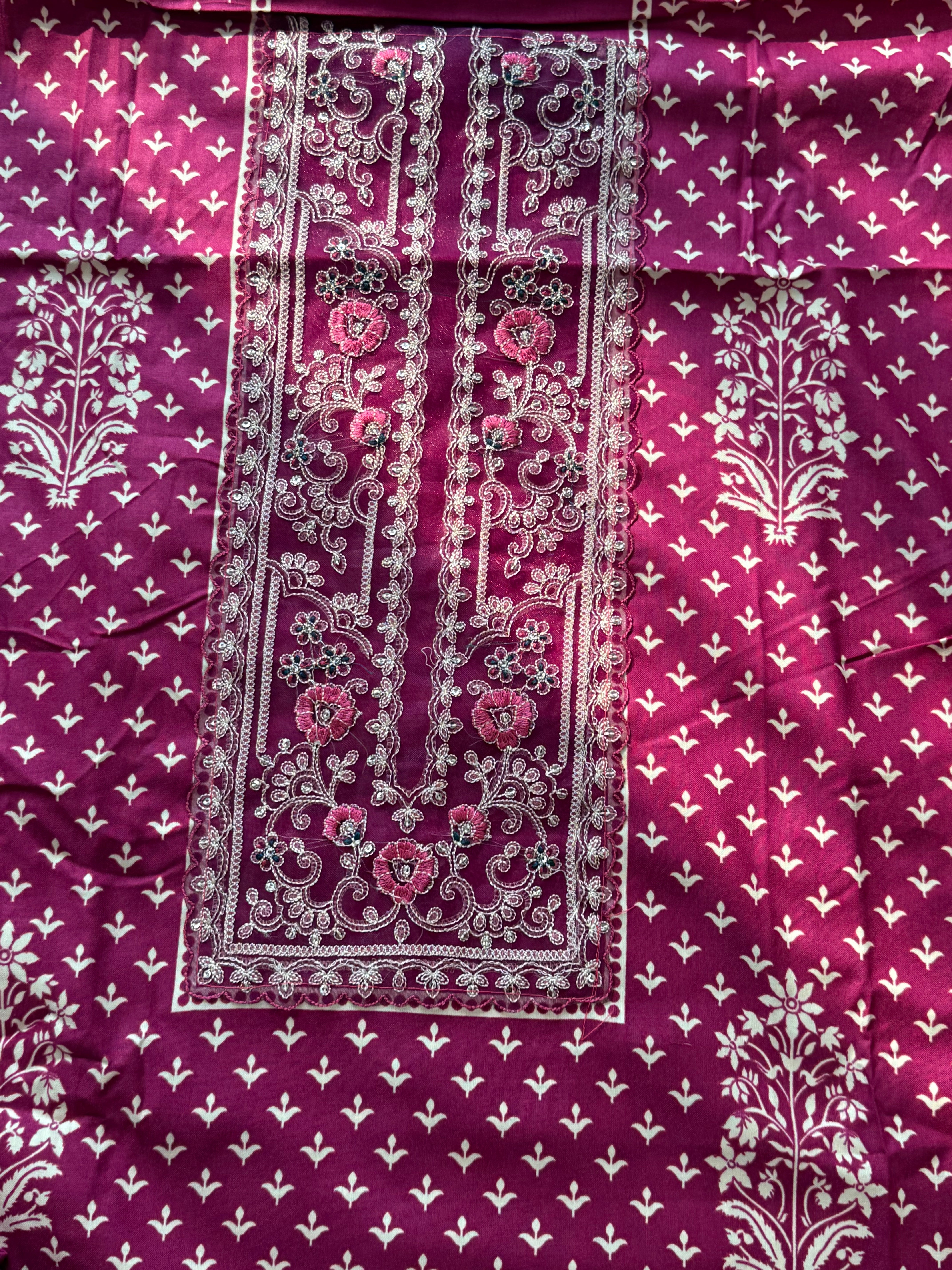 SYHITE LAWN  EMBROIDERY SUIT 5 Q