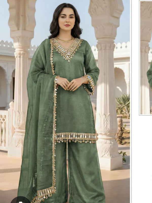 PARO SHIMMER LACE SUIT 4 Q