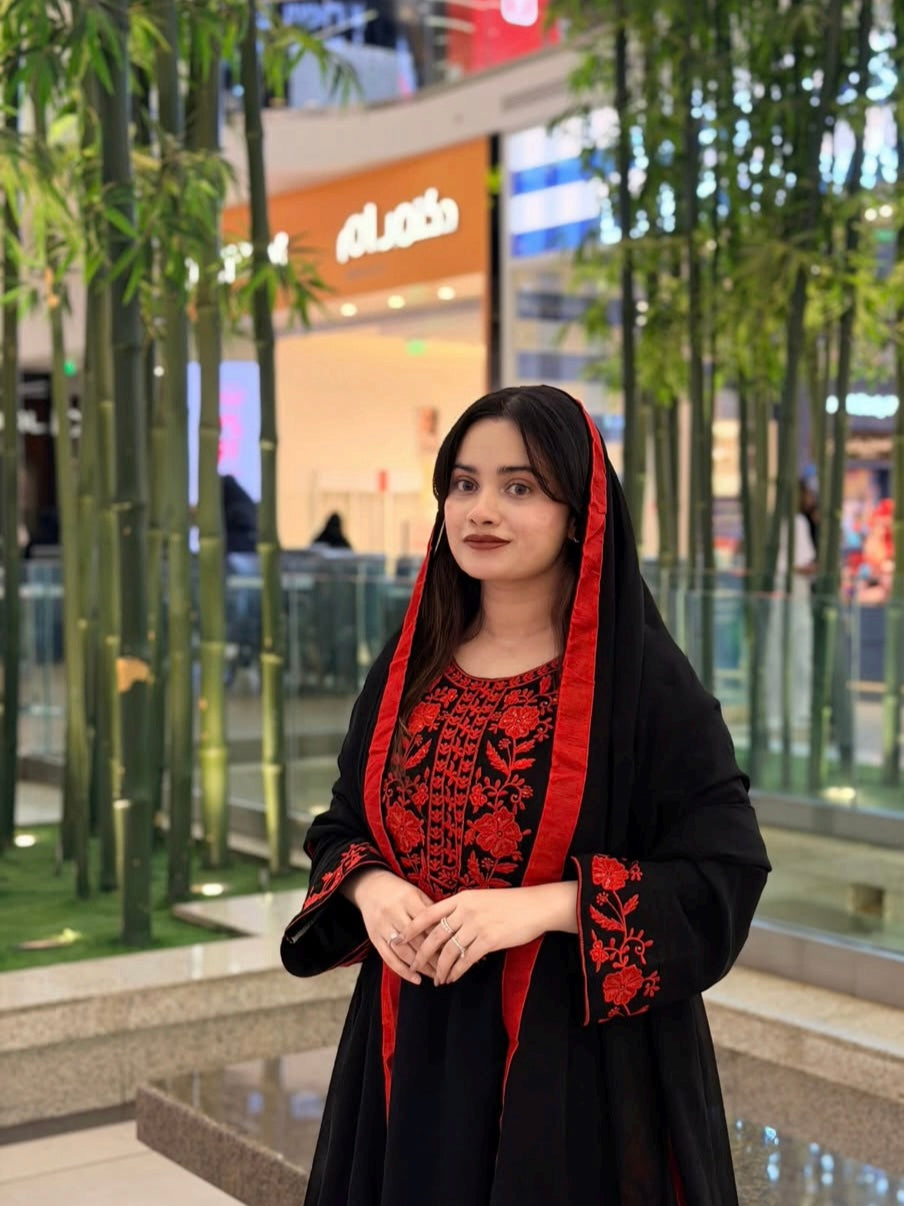 SAYYARA VELVET READYMADE SUIT Q