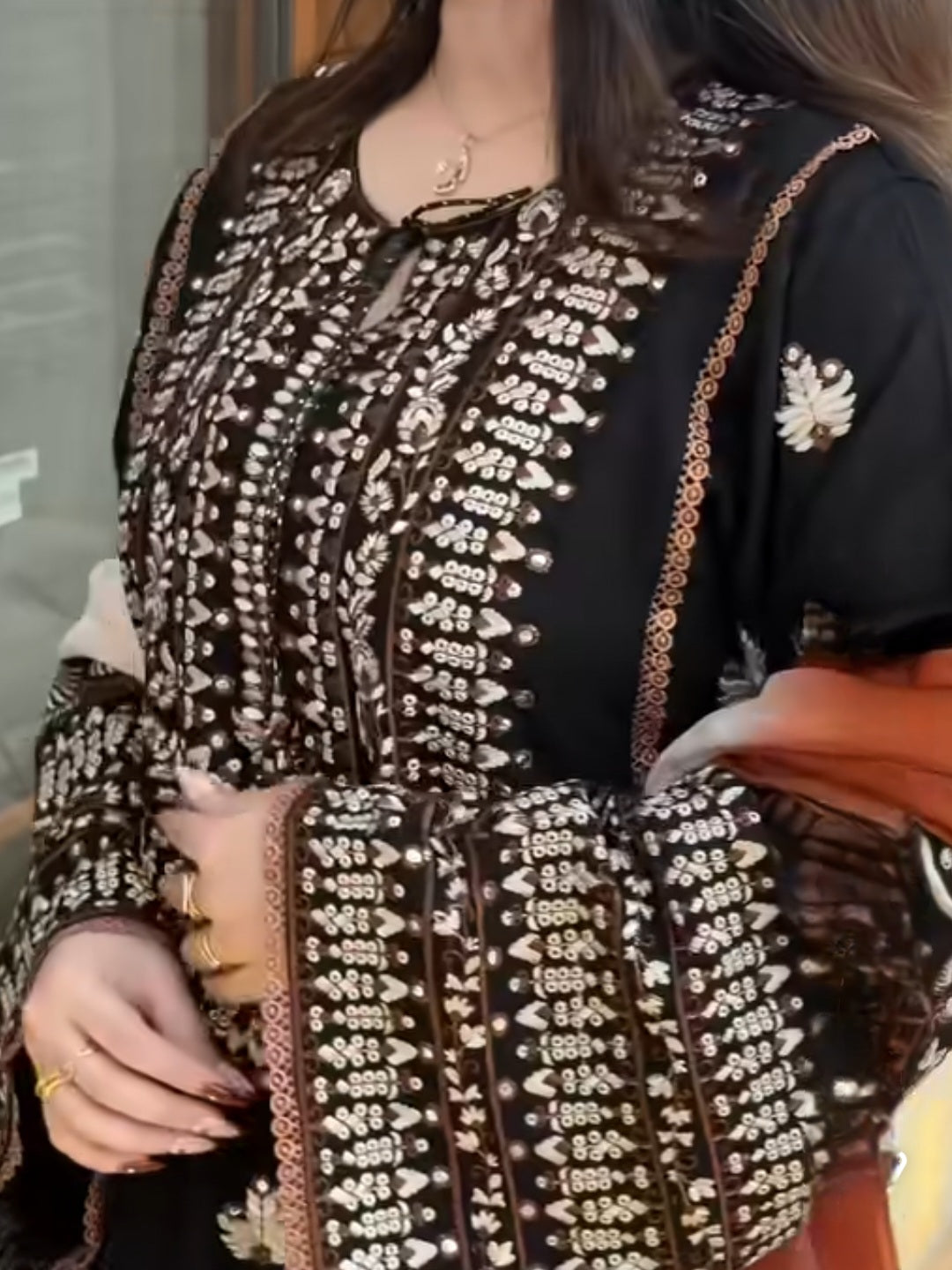 IMROZA LAWN EMBROIDERY SUIT 1001 Q