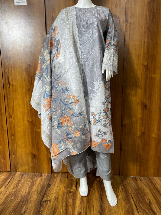 NEEDLE LAWN EMBROIDERY SUIT 4