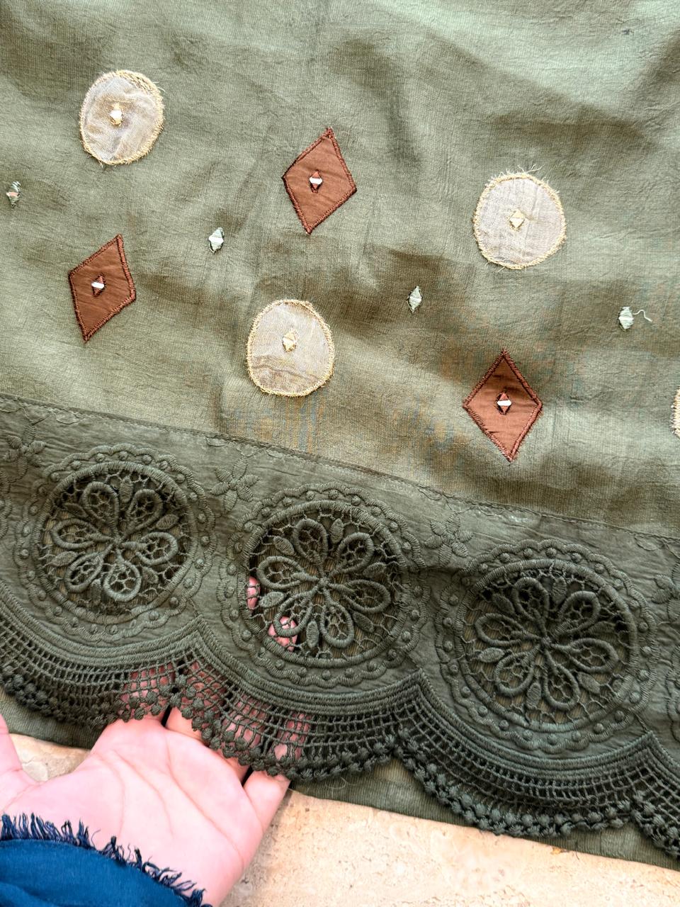 GREEN APPLIQUÉ DESIGNER SUIT