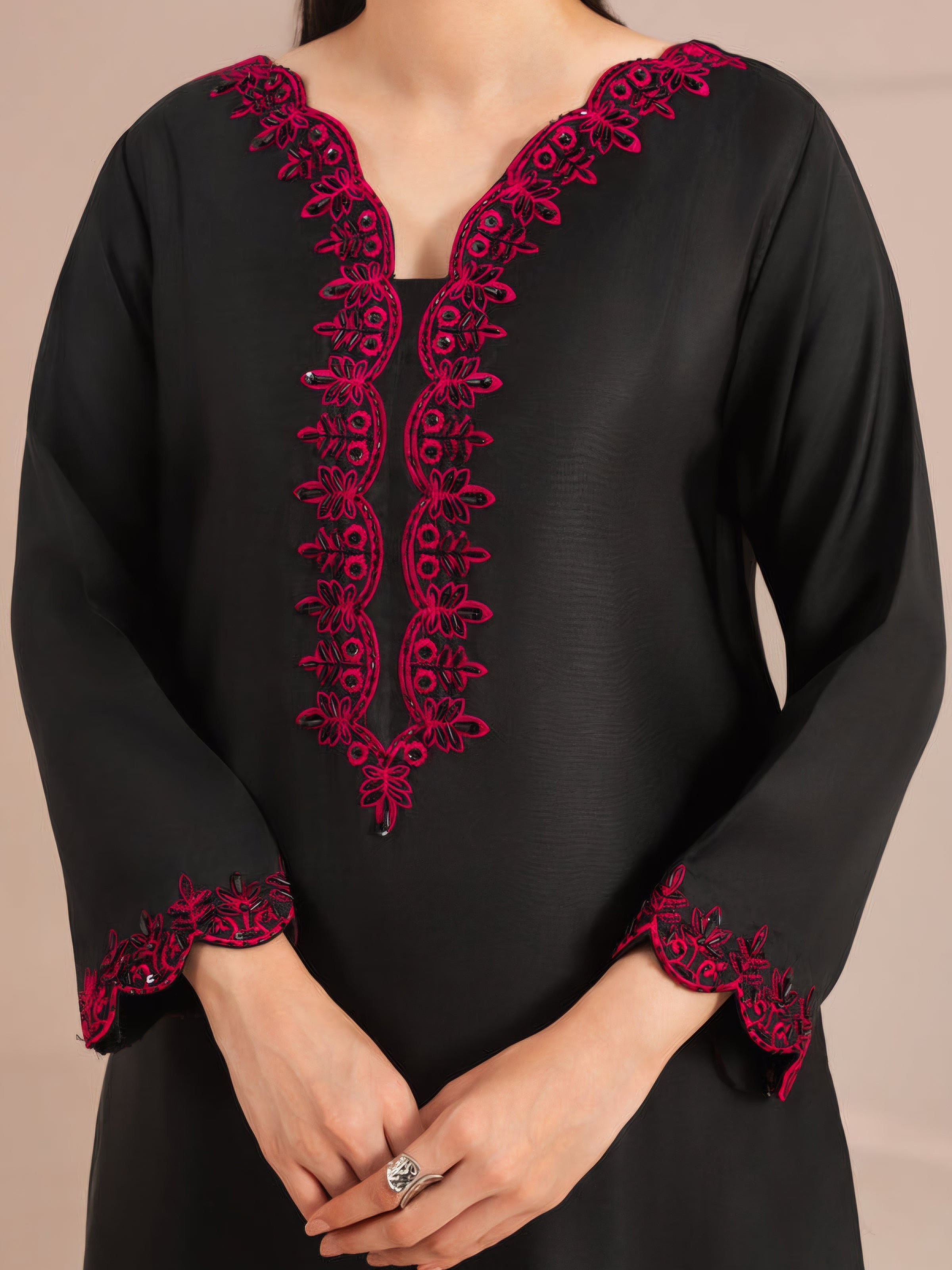 ORGANZA  FARSHI HANDWORK SUIT