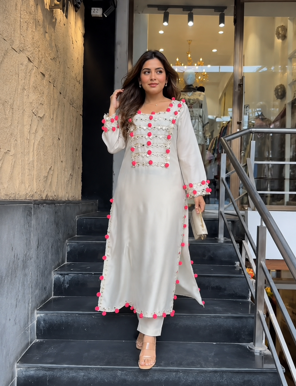 POM POM MUSLIN KAFTAN SUIT Q 1