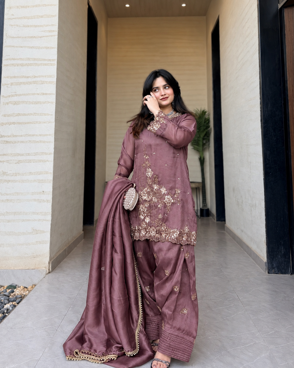 MOCHA FARSHI HANDWORK SUIT 2